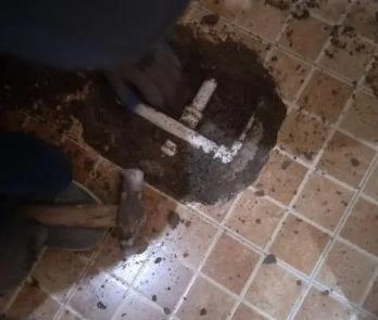 耒阳卫生间漏水维修公司为您分享下卫生间渗水如何处理及注意事项
